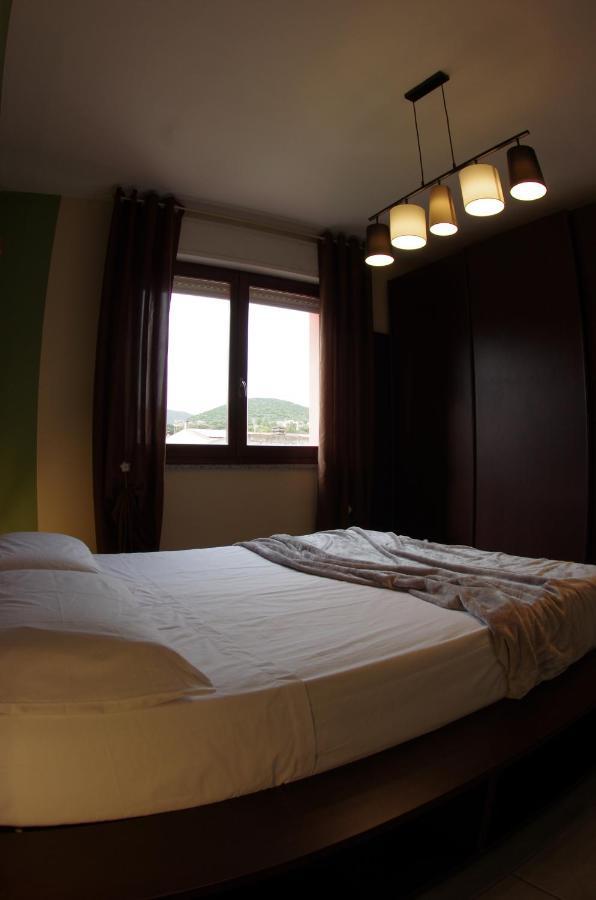 Pozzo Sella Aparthouse - Tramonto Sulla Miniera Iglesias Eksteriør billede